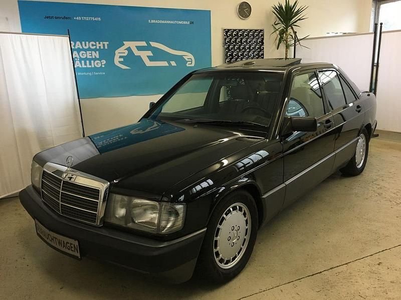 Schwarz Gebraucht 1991 Mercedes 190 Limousine | 9.950 € - Bild 1/4