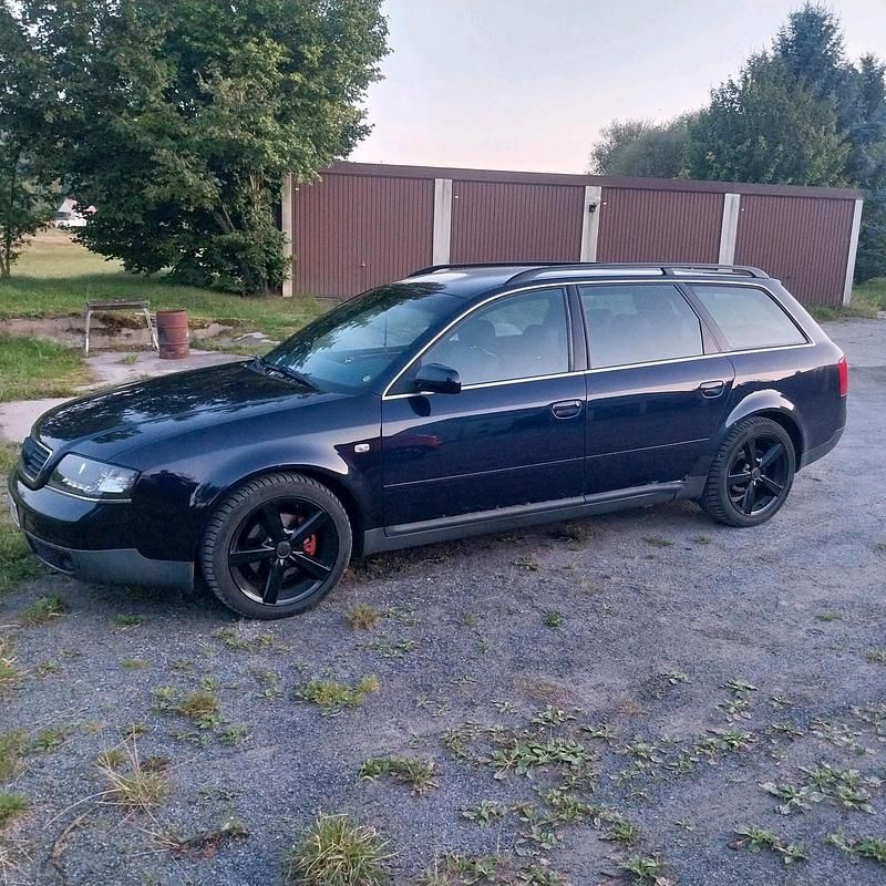 Blau Gebraucht 1999 Audi A6 Kombi | 2.400 € (Fairer Preis) - Bild 1/4