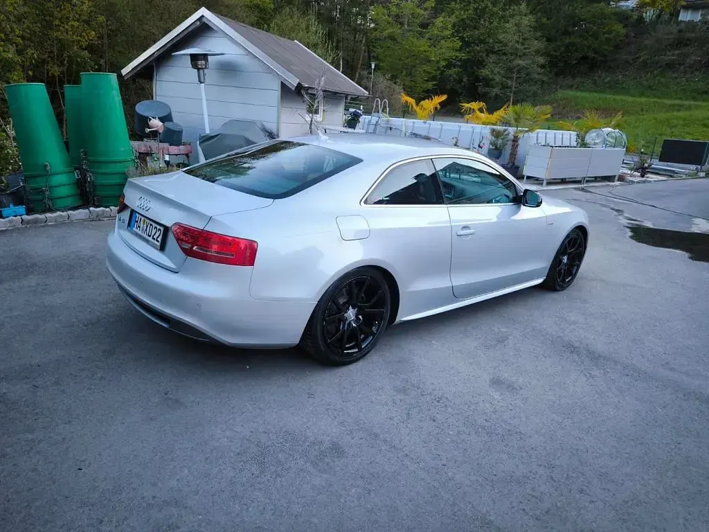 Gebraucht Audi A5 S-Line 170 PS (125 kW) 2011 Silber Coupé