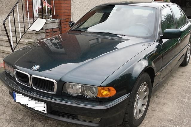 Gebraucht BMW 735 235 PS (172 kW) 1999 Grün metallic Limousine