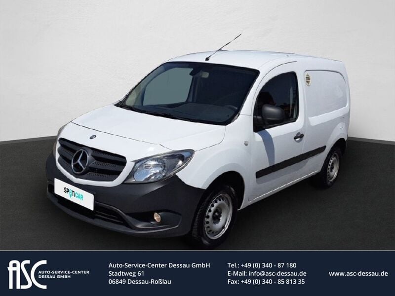 Weiß Gebraucht 2015 Mercedes Citan 111 Van / Kleinbus | 4.890 € (Guter Preis) - Bild 1/4