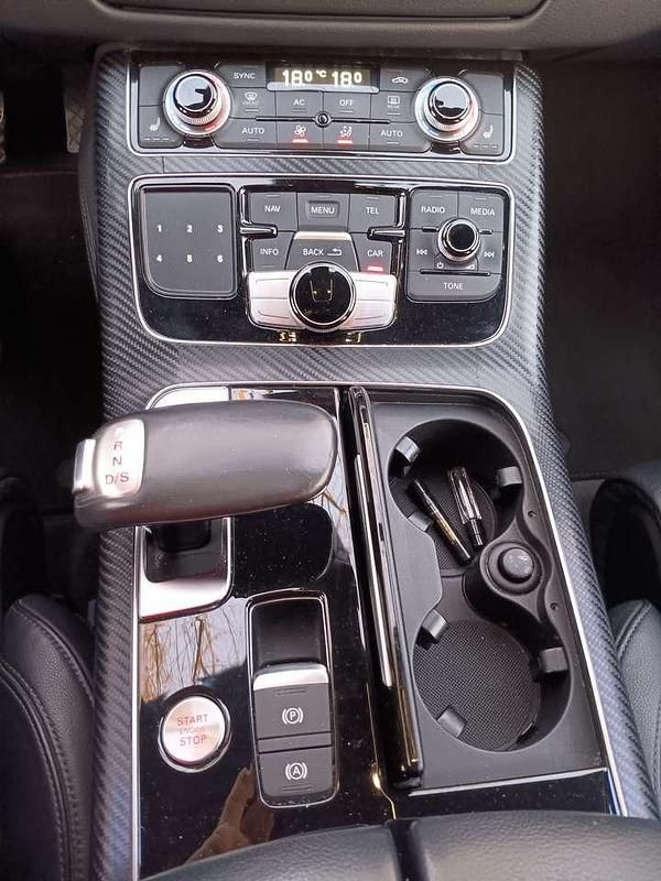 Gebraucht Audi A8 Ambiente 351 PS (258 kW) 2010 Schwarz Limousine