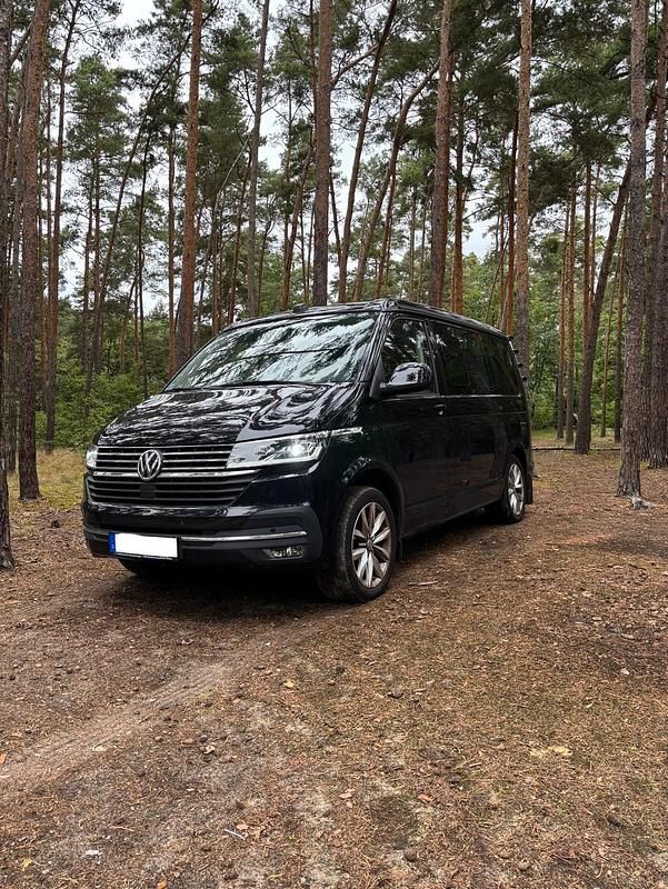 Schwarz Gebraucht 2023 VW T6.1 California Van | 71.500 € - Bild 1/4