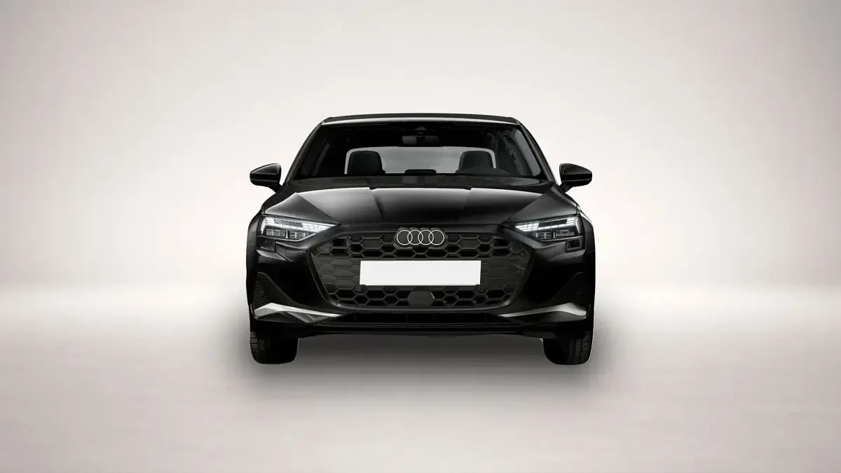 Gebraucht Audi A3 Advanced 150 PS (110 kW) 2025 Mythosschwarz metallic Limousine