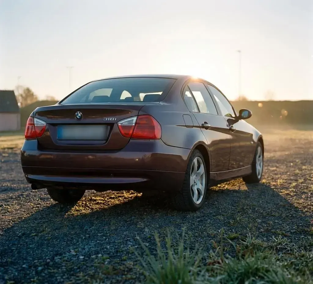 Gebraucht BMW 318 120 PS (88 kW) 2005 Limousine