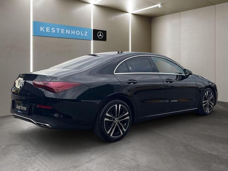 Gebraucht Mercedes CLA180 Progressive 136 PS (100 kW) 2025 Schwarz Limousine