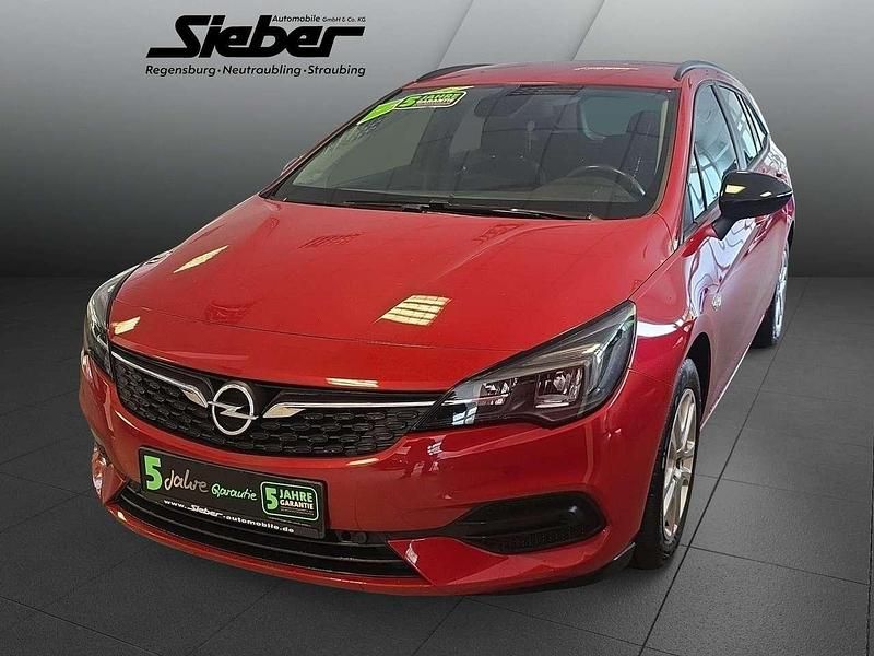 Gebraucht Opel Astra Edition 131 PS (96 kW) 2022 Chili rot Kombi