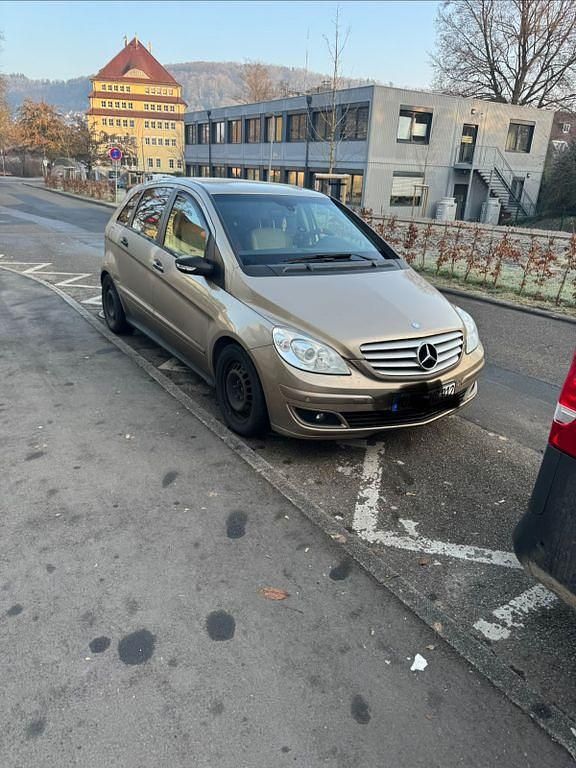 Gold Gebraucht 2007 Mercedes B200 Van / Kleinbus | 2.000 € (Guter Preis) - Bild 1/3