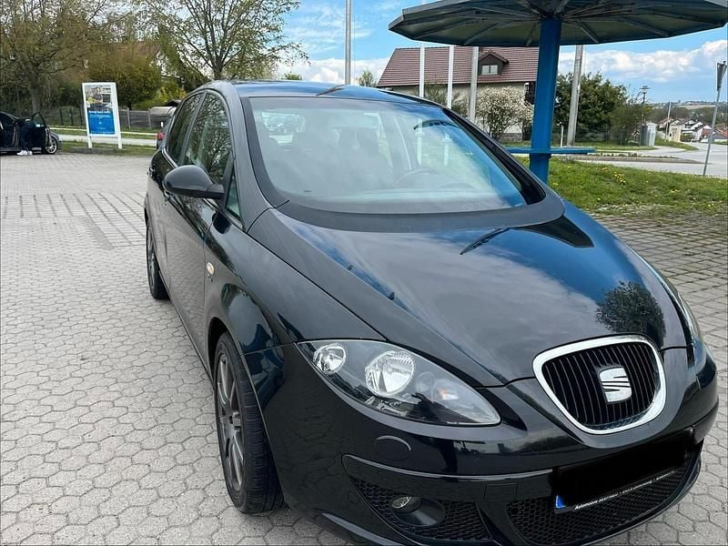 Gebraucht Seat Altea 160 PS (117 kW) 2008 Schwarz Limousine