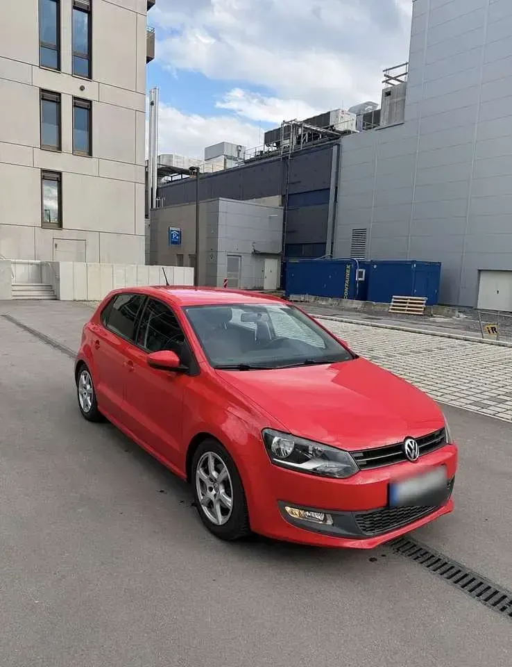 Gebraucht VW Polo Comfortline 75 PS (55 kW) 2009 Rot Kleinwagen