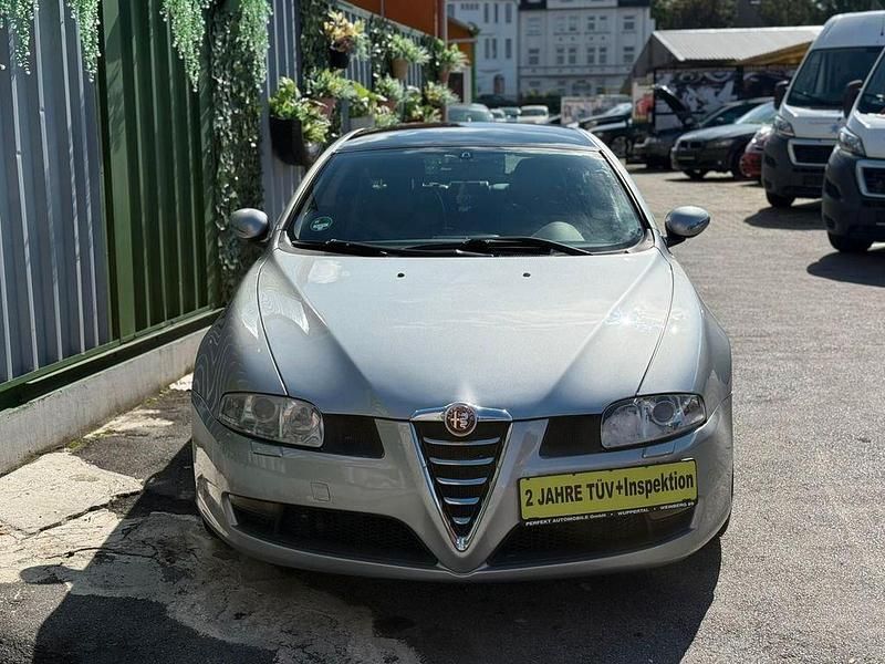 Gebraucht Alfa Romeo GT Distinctive 166 PS (122 kW) 2004 Grau Coupé