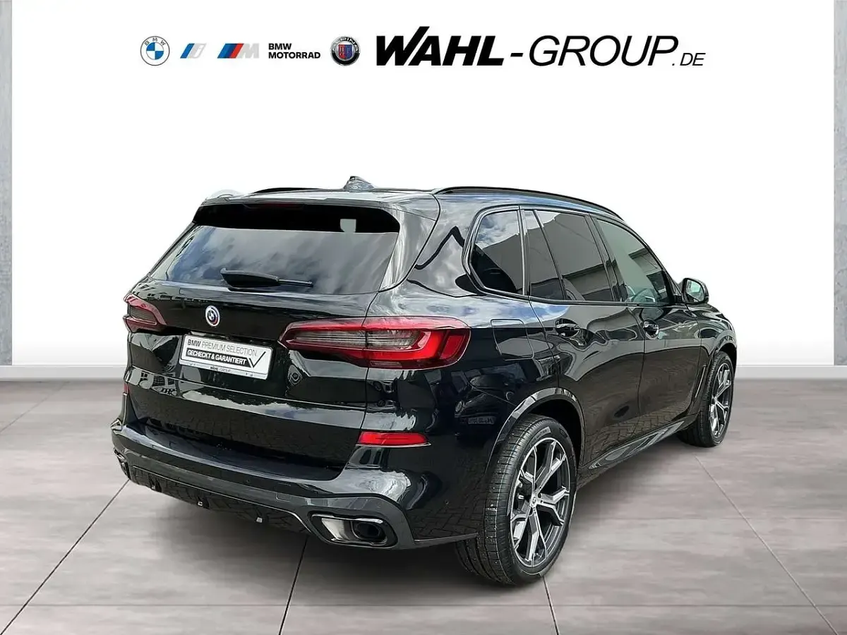 Gebraucht BMW X5 M Sport 286 PS (210 kW) 2023 Saphirschwarz SUV