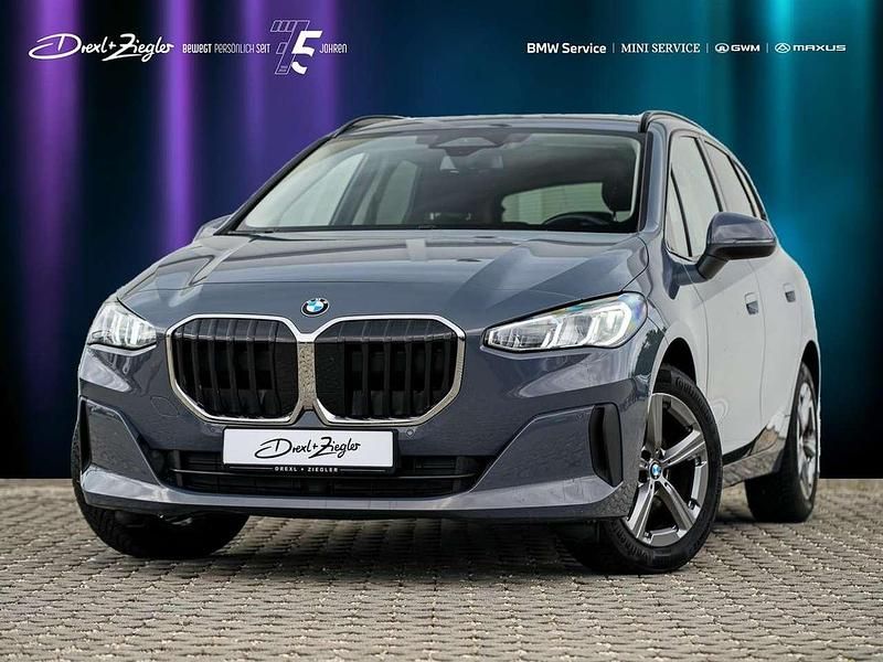 Sparkling kupfergrau metallic Gebraucht 2025 BMW 218 Active Tourer Performance Van / Kleinbus | 29.390 € (Superpreis) - Bild 1/4