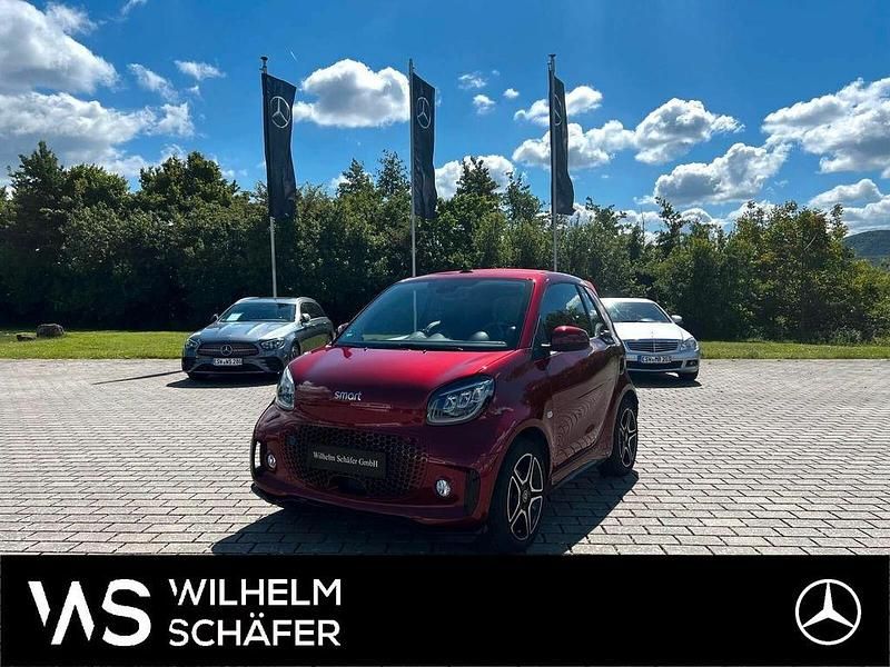 Rot Gebraucht 2021 Smart ForTwo Electric Drive Brabus Cabrio | 17.490 € (Teuer) - Bild 1/4