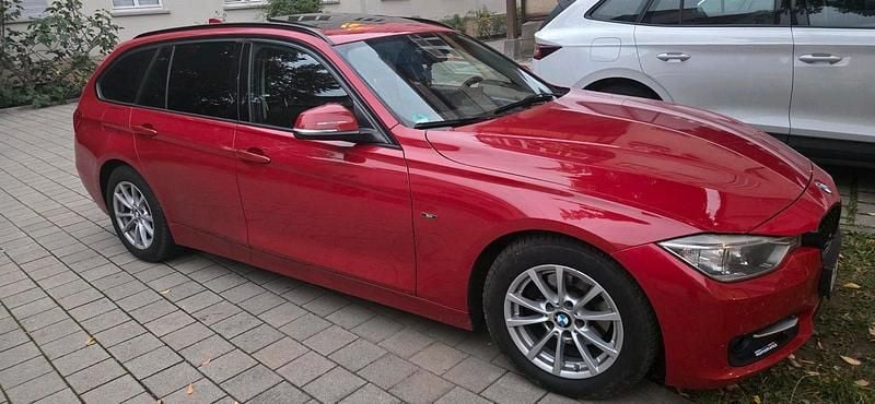 Gebraucht BMW 320 Efficient Dynamics 163 PS (119 kW) 2013 Rot Kombi