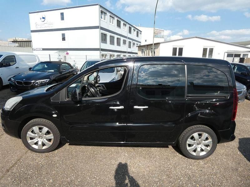 Gebraucht Citroën Berlingo SELECTION 114 PS (83 kW) 2014 Lack onyx schwarz Van / Kleinbus