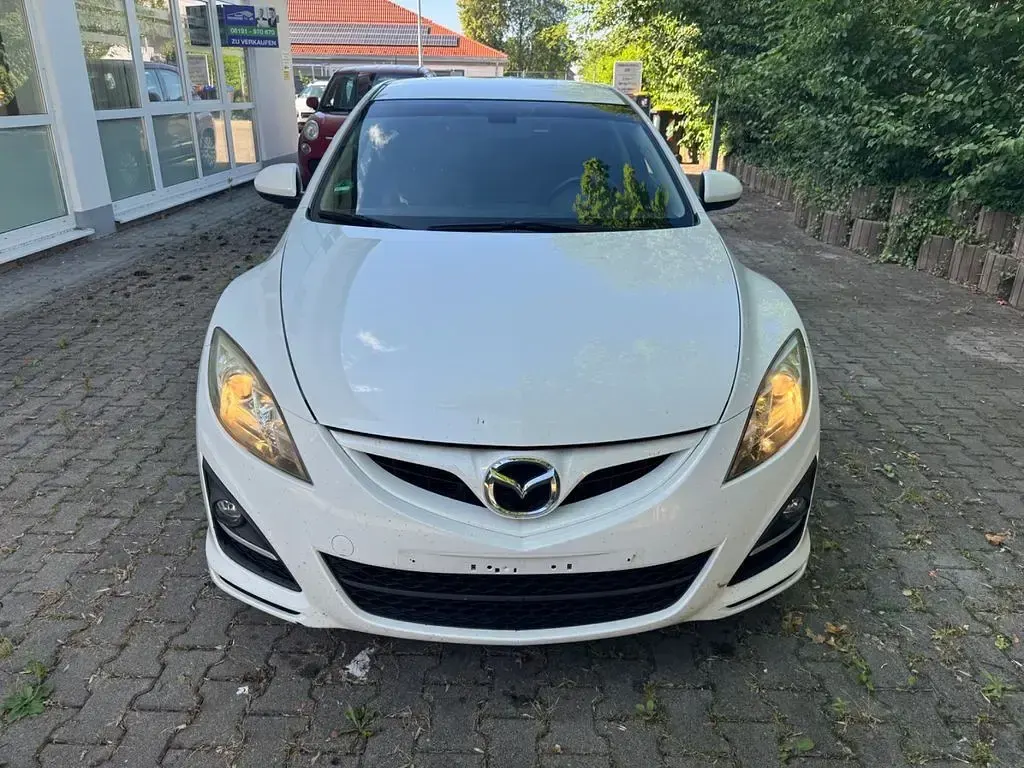 Gebraucht Mazda 6 90th Anniversary 163 PS (119 kW) 2011 Weiß Limousine