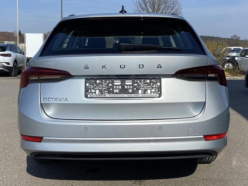Second-hand Skoda Octavia 150 CP (110 kW) 2020 Argintiu Break