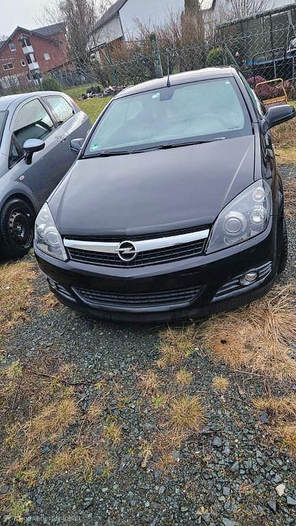 Gebraucht Opel Astra 150 PS (110 kW) 2007 Schwarz Cabrio