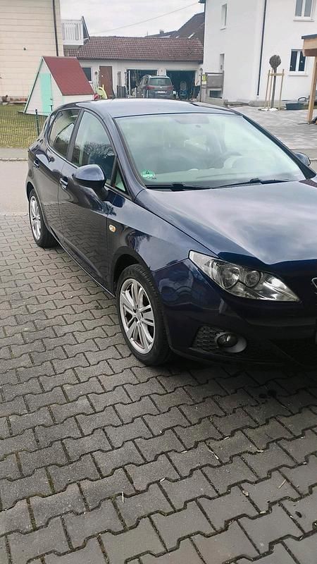 Gebraucht Seat Ibiza 86 PS (63 kW) 2010 Blau Kleinwagen