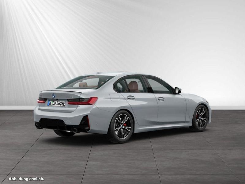 Gebraucht BMW 330e M Sport 292 PS (214 kW) 2024 Brooklyn grau metallic Limousine