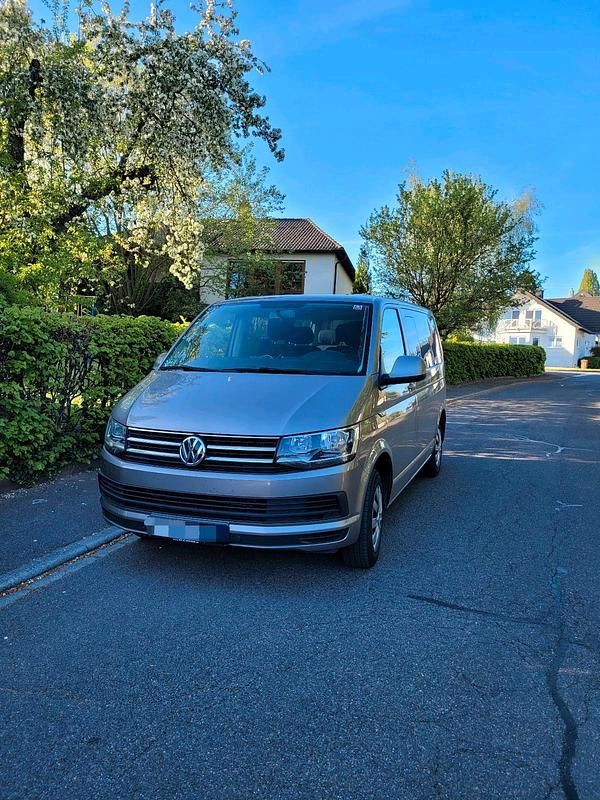 Second-hand VW Caravelle 150 CP (110 kW) 2017 Bej Van