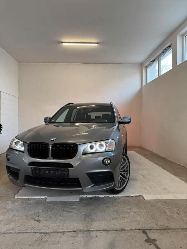 Grau Gebraucht 2012 BMW X3 SUV | 13.900 € (Fairer Preis) - Bild 1/4
