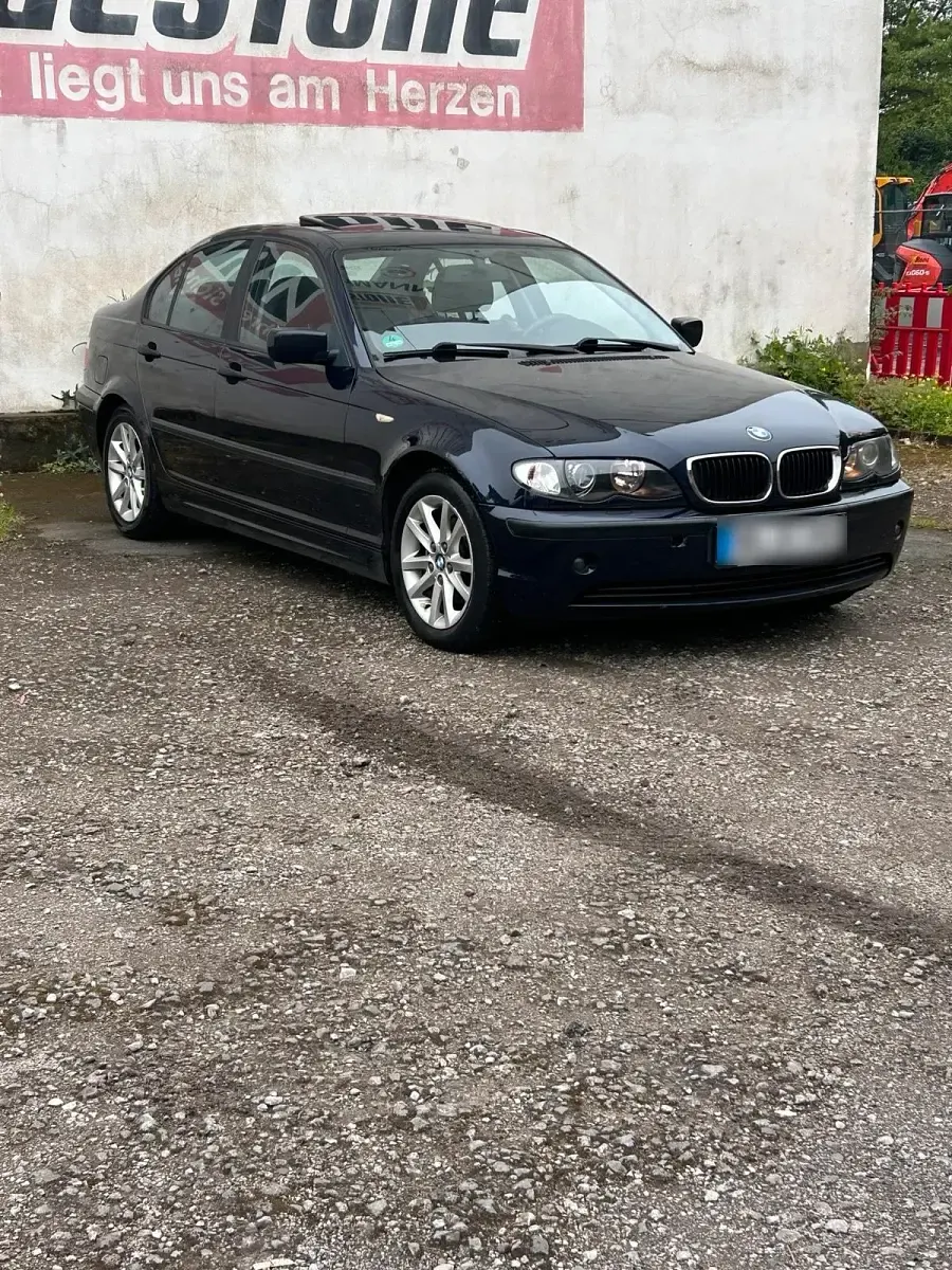 Gebraucht BMW 318 143 PS (105 kW) 2003 Blau Limousine