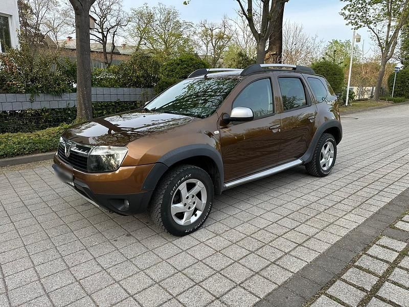 Usata Dacia Duster 105 CV (77 kW) 2011 Marrone SUV