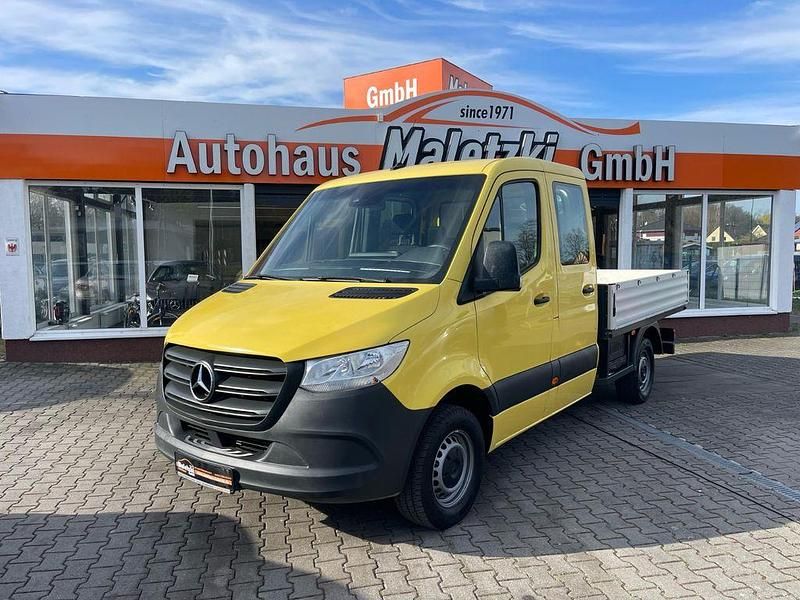 Gelb Gebraucht 2020 Mercedes Sprinter Van | 25.950 € (Guter Preis) - Bild 1/4
