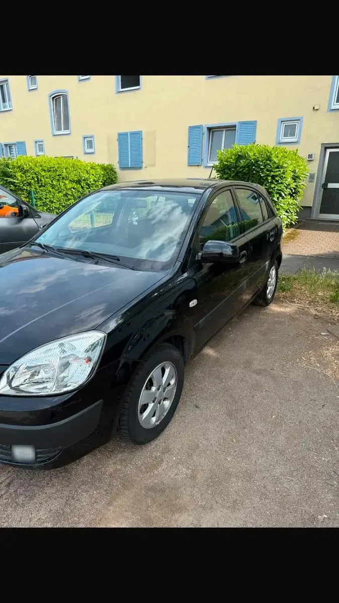 Gebraucht Kia Rio 96 PS (70 kW) 2009 Schwarz Kleinwagen
