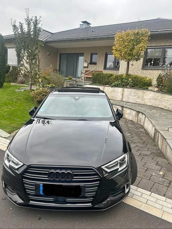 Gebraucht Audi A3 150 PS (110 kW) 2018 Schwarz Limousine