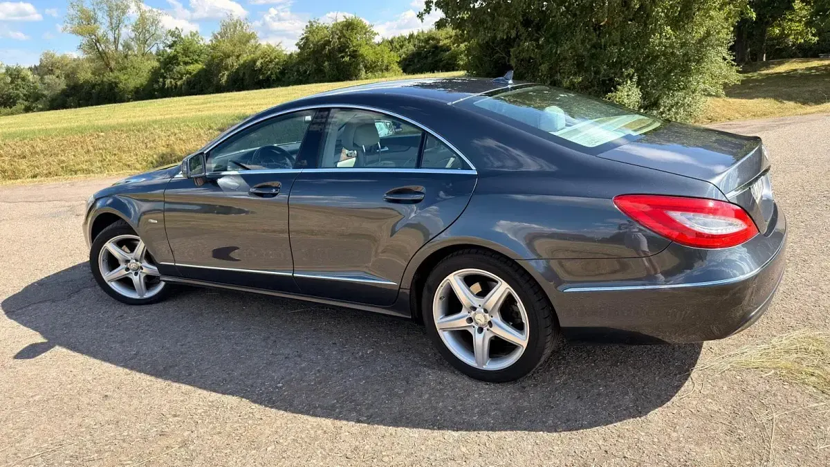Gebraucht Mercedes CLS350 265 PS (194 kW) 2011 Grün Coupé