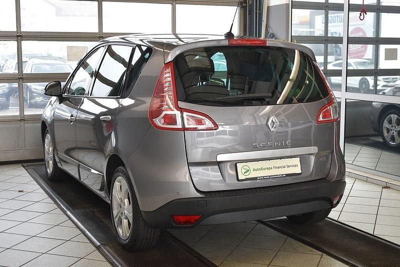 Gebraucht Renault Scénic III Dynamique 131 PS (96 kW) 2012 Grau Van / Kleinbus