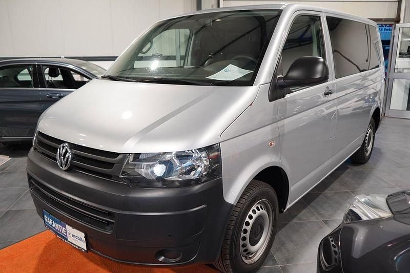 Silber Gebraucht 2015 VW T5 Van | 18.490 € - Bild 1/4