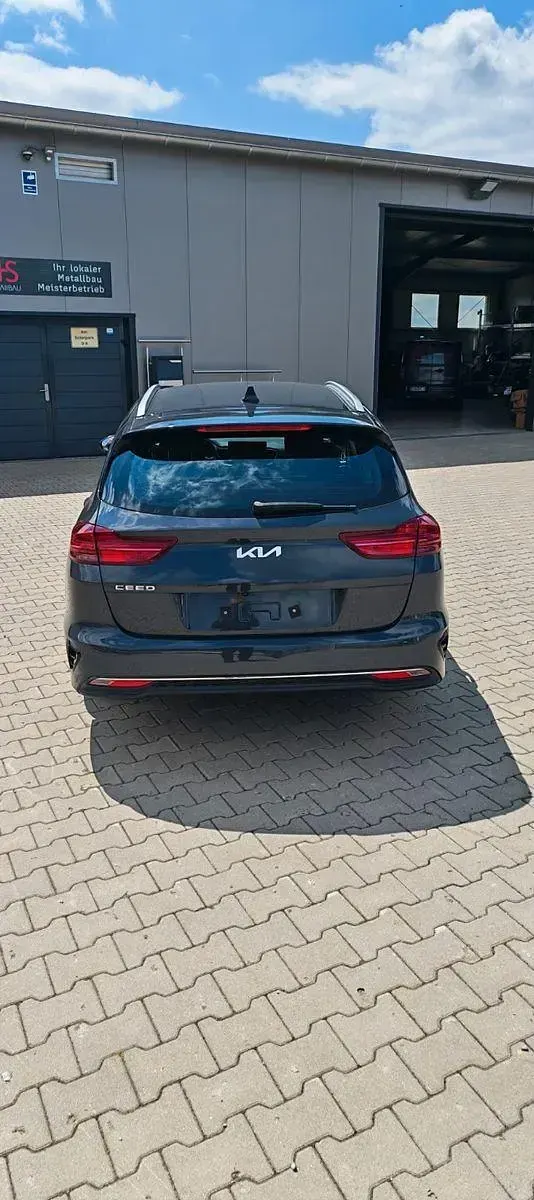 Gebraucht Kia Ceed Sportswagon Vision 160 PS (117 kW) 2022 Grau Kombi