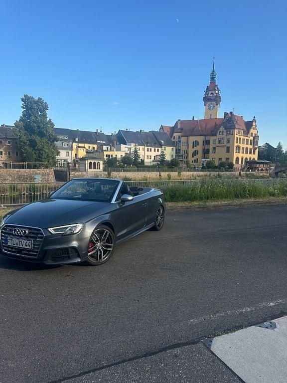 Gebraucht Audi S3 Cabriolet Ambiente 310 PS (228 kW) 2017 Grau Cabrio