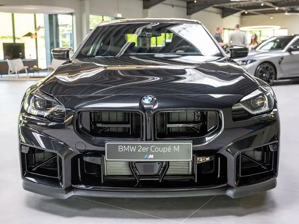 Neu BMW M2 Performance 530 PS (389 kW) 2026 Schwarz Coupé