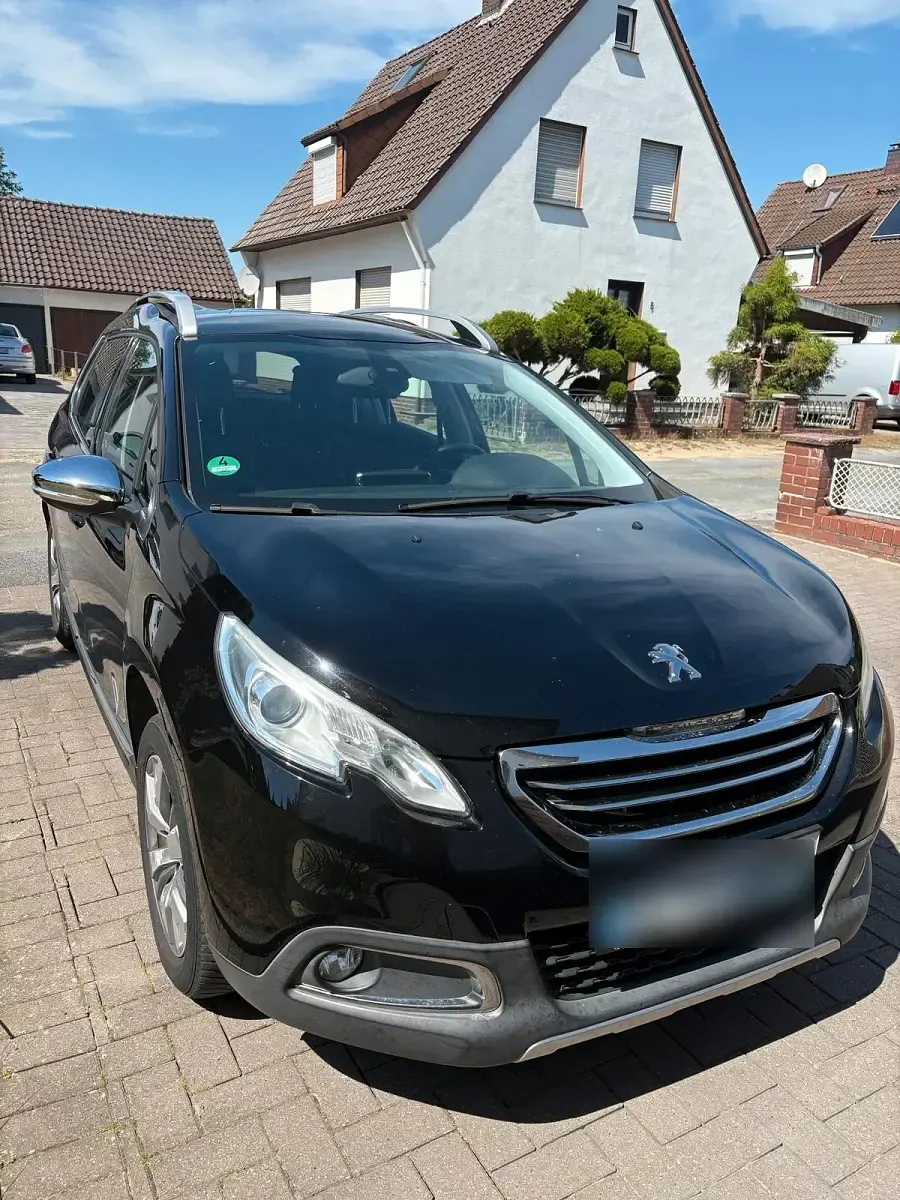 Gebraucht Peugeot 2008 96 PS (70 kW) 2015 Schwarz SUV