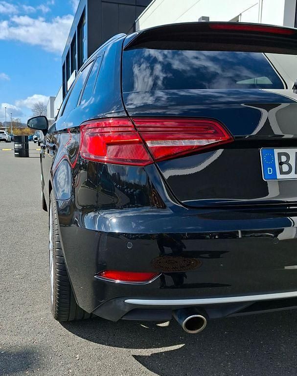 Second-hand Audi A3 S-Line 116 CP (85 kW) 2019 Negru Berlinǎ