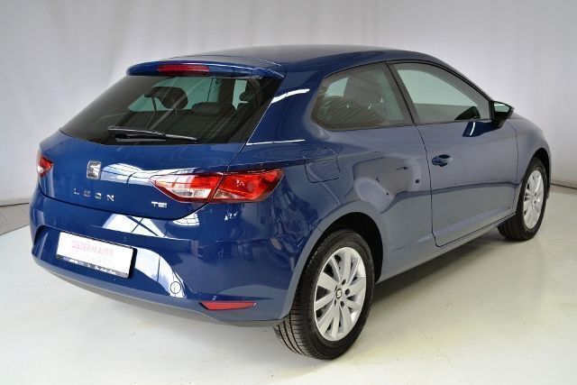 Usado Seat Leon SC Reference 86 HP (63 kW) 2016 Azul Citadino