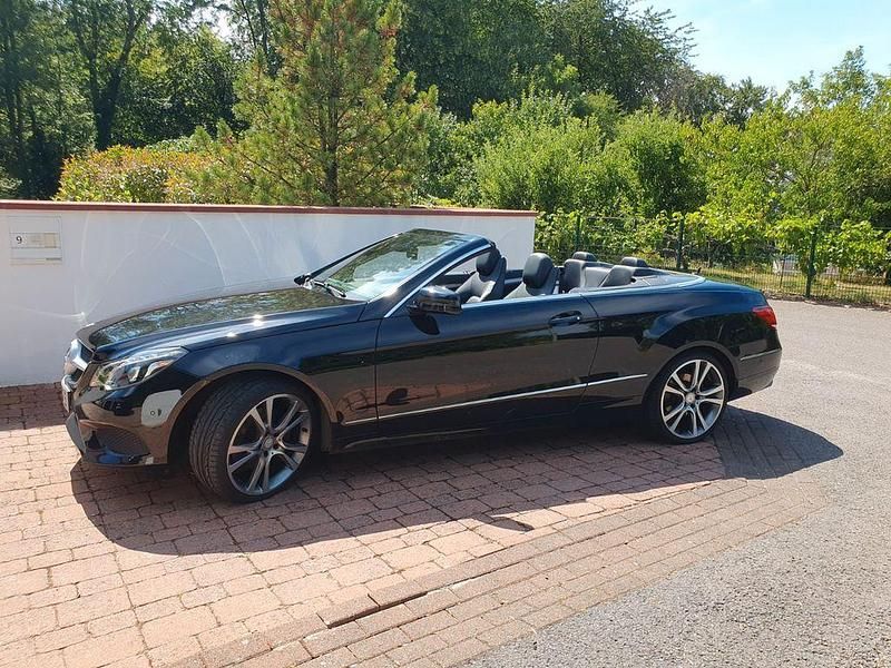 Gebraucht Mercedes E350 306 PS (225 kW) 2013 Schwarz Cabrio