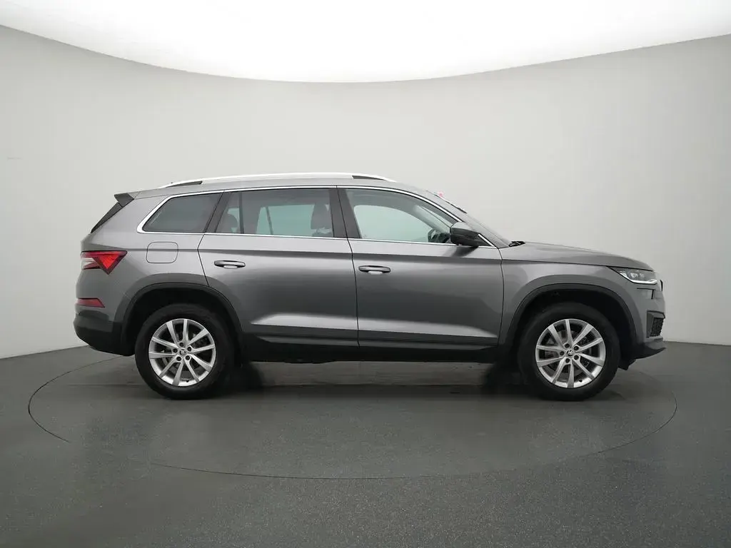 Gebraucht Skoda Kodiaq Style 150 PS (110 kW) 2024 Graphitgrau SUV