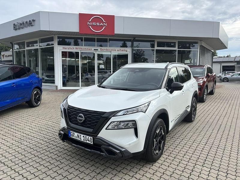 Weiß Neu 2025 Nissan X-Trail SUV | 44.990 € - Bild 1/4