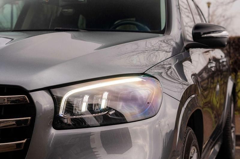 Gebraucht Mercedes GLS350 AMG 313 PS (230 kW) 2024 Grau SUV