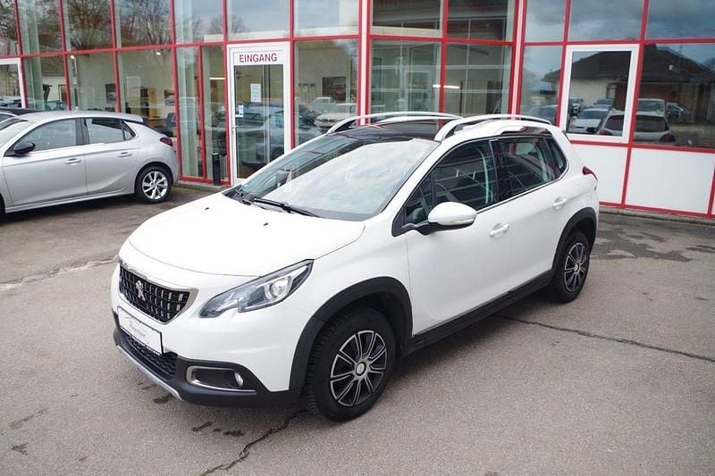 Gebraucht Peugeot 2008 Allure 120 PS (88 kW) 2016 Weiß SUV
