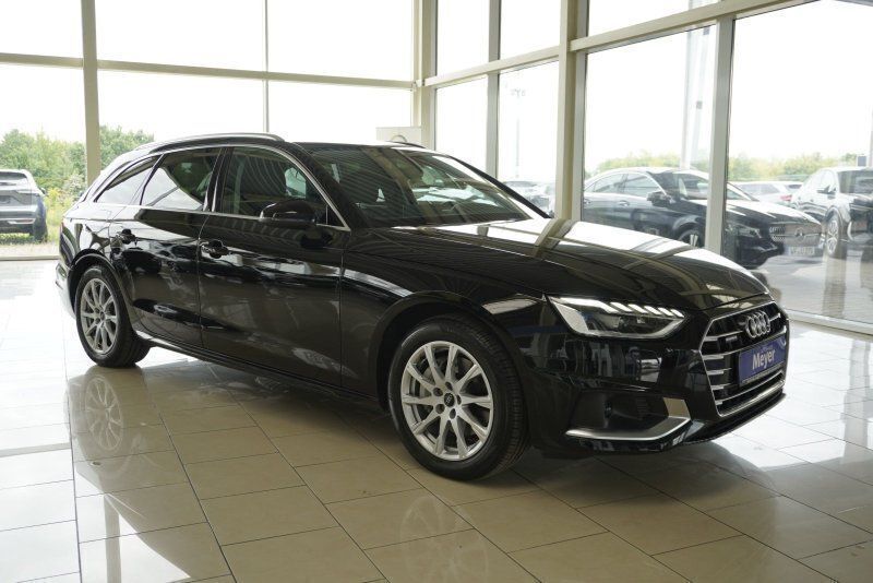Schwarz Gebraucht 2024 Audi A4 Sport Limousine | 36.710 € (Fairer Preis) - Bild 1/4