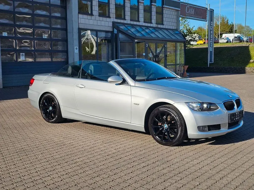 Gebraucht BMW 320 Cabriolet Sport Line 170 PS (125 kW) 2007 Silber Cabrio