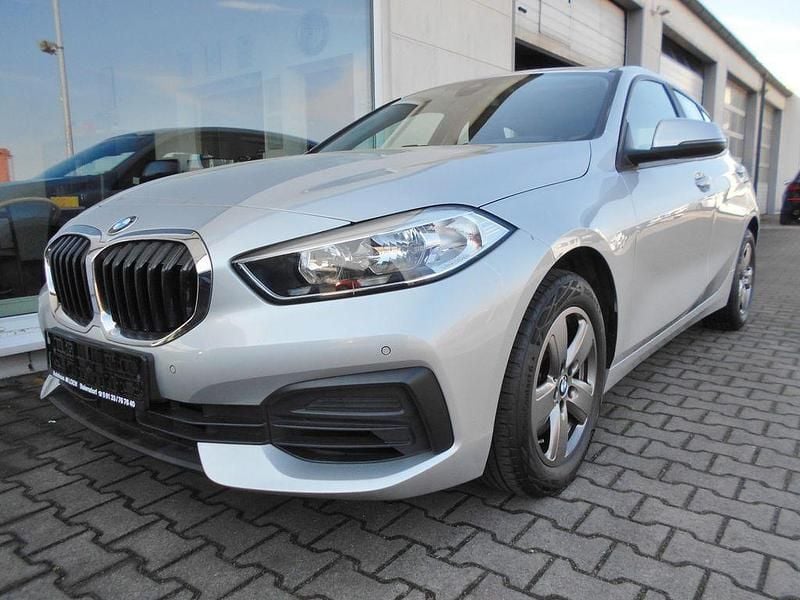Gebraucht BMW 118 140 PS (102 kW) 2020 Silber Kleinwagen