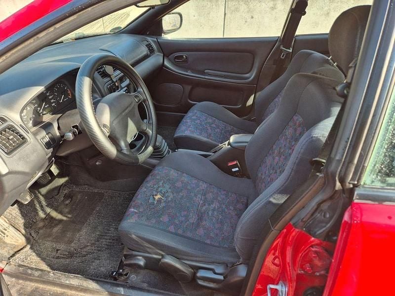 Gebraucht Mazda 323F 88 PS (64 kW) 1997 Rot Limousine